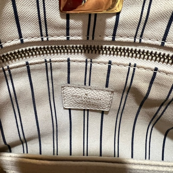 Louis Vuitton Citadine Empreinte Tote - Picture 6 of 7